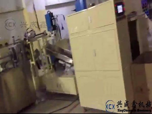 全自動(dòng)圓筒成型機(jī)