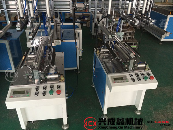 PET圓筒成型機(jī)搭配UV燈管使用，與PVC塑料圓筒成型有區(qū)別