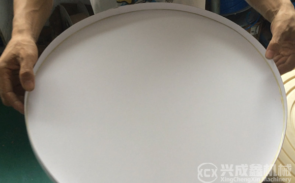 蛋糕盒粘蓋成型機(jī)采用哪種熱熔膠，不同熱熔膠有何區(qū)別？